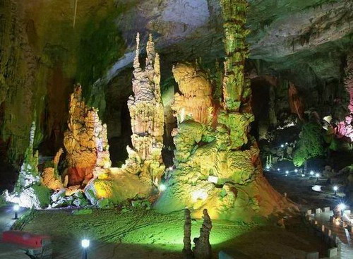 9 beautiful cave view in the world